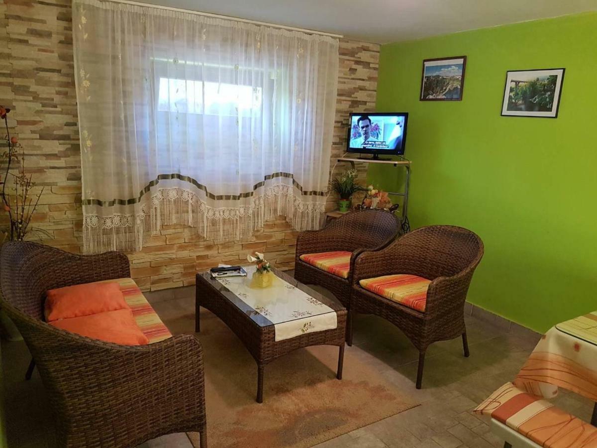 Apartment Tomasevic Slunj Exterior foto